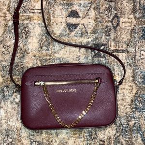 Michael kors crossbody bag